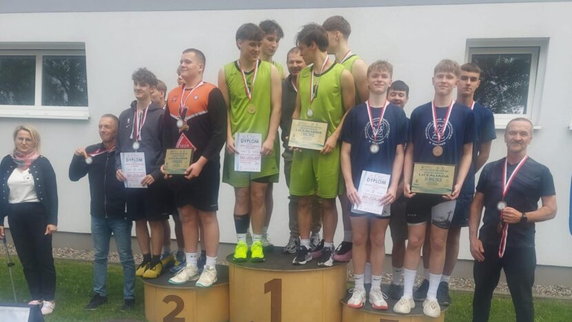 podium3x3